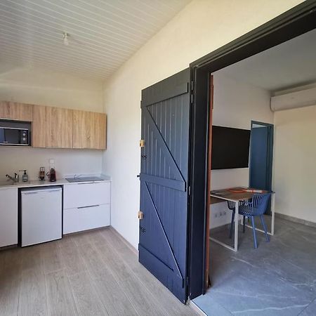Studio Koton - 3 Etoiles - Deshaies Centre Ngoại thất bức ảnh